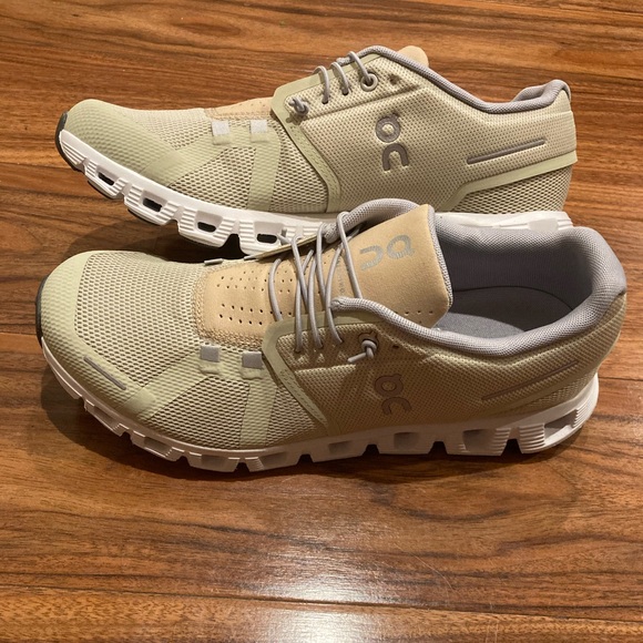 NWO box On Cloud Swiss Engineering Women’s Sneakers Size 10.5 Lightweight - Picture 4 of 13